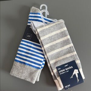 GAP 2 Pairs of Striped Women’s Crew Socks